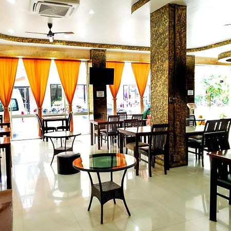 Sharaya Patong Hotel Bagian luar foto