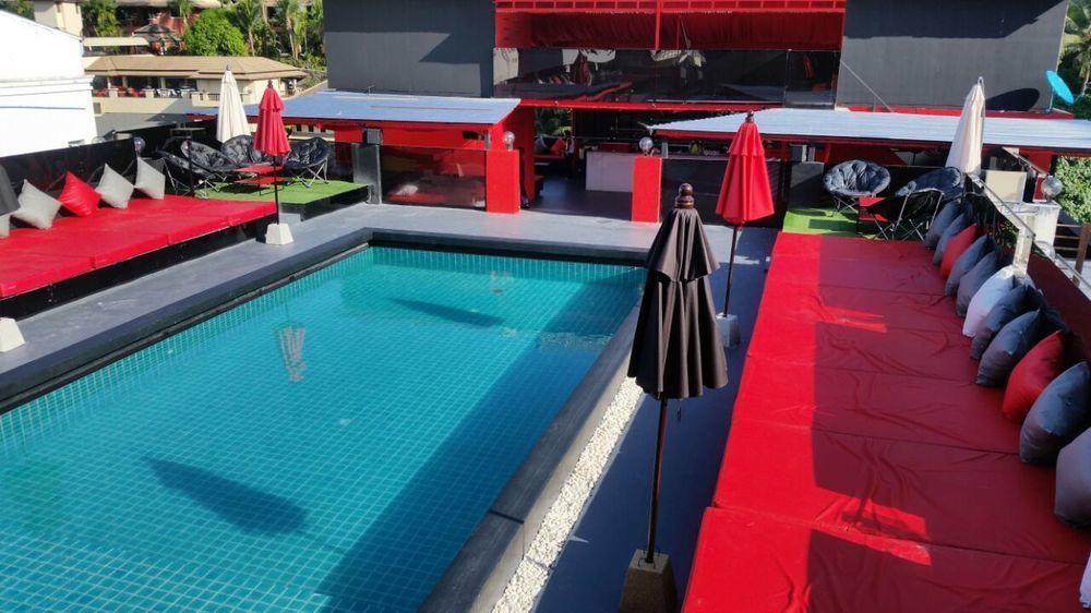 Sharaya Patong Hotel Bagian luar foto